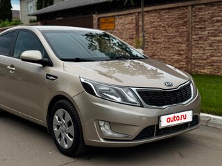 2012 Kia Rio 5-speed III, бежевый, 590000 рублей, вид 4