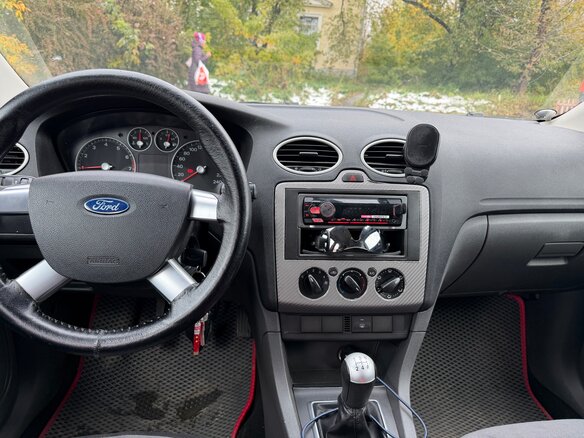 2007 Ford Focus II, чёрный - вид 4