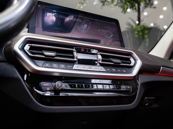2022 BMW X3 30i xDrive III (G01) Рестайлинг, белый, 5650000 рублей - вид 24