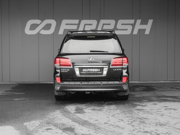 2011 Lexus LX 570 III, чёрный, 2890000 рублей - вид 3