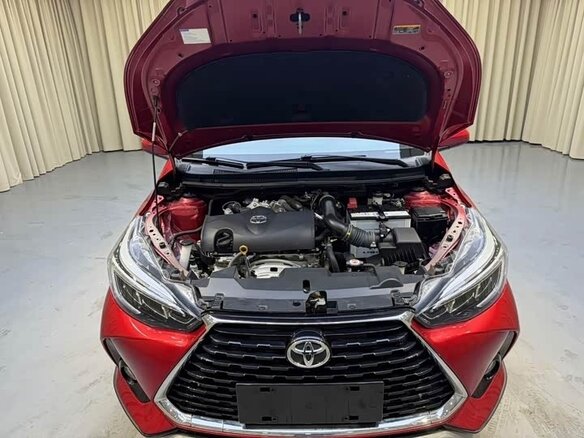 2023 Toyota Yaris L X XP150 Рестайлинг, красный, 1067000 рублей - вид 17
