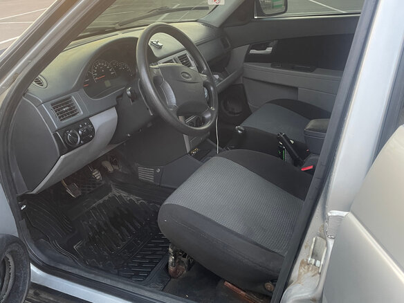 2010 Lada (ВАЗ) Priora I, серебристый, 270000 рублей - вид 7