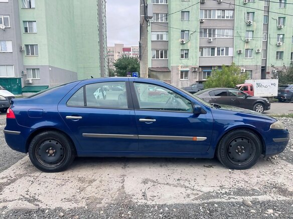 2002 Renault Laguna II, синий - вид 3