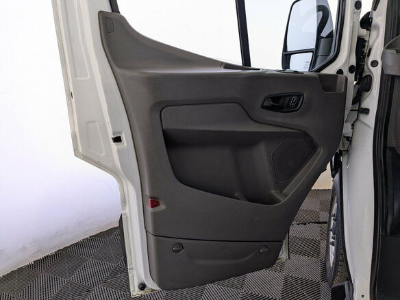 2020 Ford Transit, белый, 2445000 рублей - вид 16