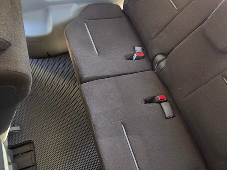 2015 Honda Stepwgn V, серый, 1850000 рублей, вид 5