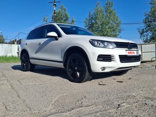 2012 Volkswagen Touareg II, белый, 2020000 рублей, вид 3