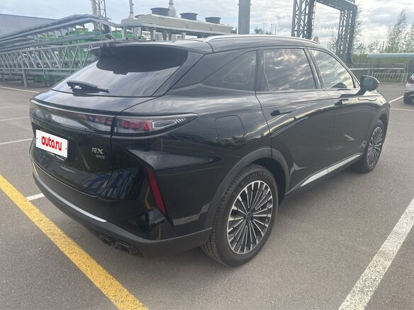 2024 Exeed RX, чёрный, 3300000 рублей - вид 2