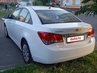 2011 Chevrolet Cruze I, белый, 506000 рублей, вид 3
