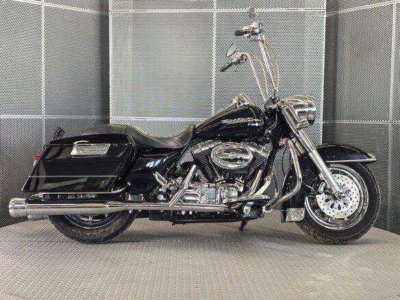 2004 Harley-Davidson Road King, чёрный, 699000 рублей