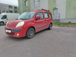 2011 Renault Kangoo II, красный, 600000 рублей, вид 3