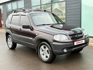 2017 Chevrolet Niva I Рестайлинг, коричневый, 675000 рублей, вид 3