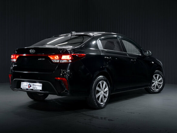 2020 Kia Rio IV, чёрный, 1249999 рублей - вид 6