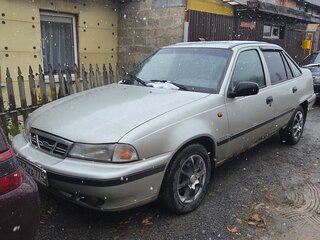 2006 Daewoo Nexia I, серебристый, 70000 рублей, вид 1