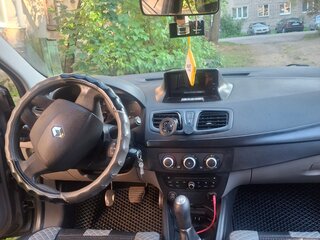 2012 Renault Megane III, серебристый, 600000 рублей, вид 3
