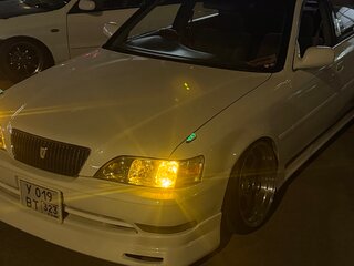 1997 Toyota Cresta V (X100), белый, 860000 рублей, вид 2