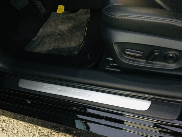2018 Toyota Camry VIII (XV70), чёрный, 3050000 рублей - вид 13