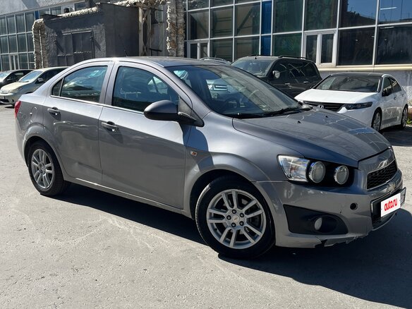 2012 Chevrolet Aveo II, серый, 460000 рублей