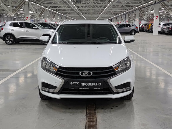 2019 Lada (ВАЗ) Vesta SW I, белый - вид 1