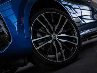 2019 BMW X6 30d III (G06), синий, 7000000 рублей, вид 4