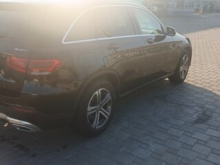 2021 Mercedes-Benz GLC 200 I (X253) Рестайлинг, чёрный, 4500000 рублей, вид 3
