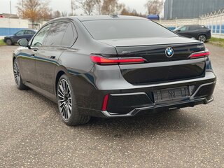 2025 BMW 7 серии 740d xDrive VII (G70), чёрный, 14990000 рублей, вид 2