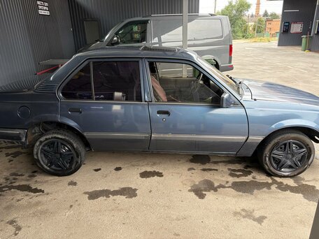 1987 Opel Ascona 5-speed C, синий, 170000 рублей, вид 5