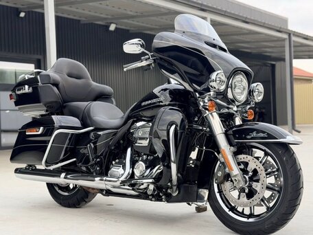 2017 Harley-Davidson Ultra Limited, чёрный, 1550000 рублей, вид 1
