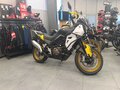 2026 QJMotor SVT 650 X, жёлтый, 729000 рублей - вид 5