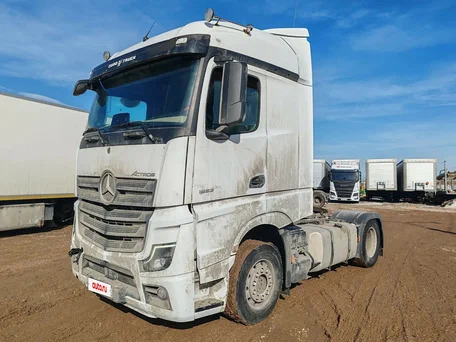 2024 Mercedes-Benz Actros, белый, 8800000 рублей, вид 3