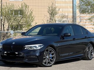 2019 BMW 5 серии 530d xDrive VII (G30/G31/G38), чёрный, 4850000 рублей, вид 1