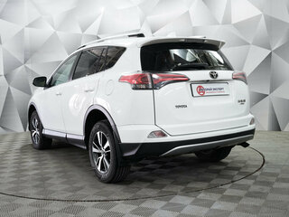 2017 Toyota RAV4 IV (XA40) Рестайлинг, белый, 2350000 рублей, вид 1