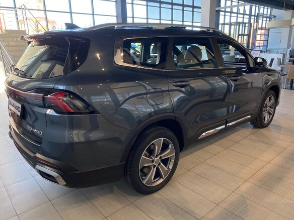 2026 Geely Okavango I Рестайлинг, серый, 4085990 рублей - вид 3