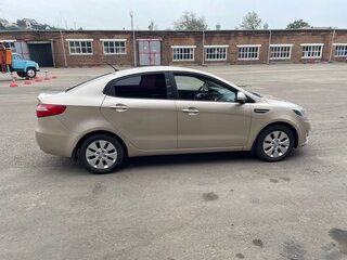 2012 Kia Rio 4-speed III, бежевый, 870000 рублей, вид 2