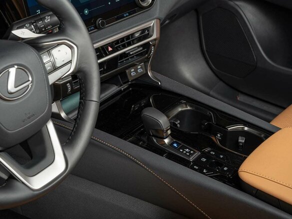 2026 Lexus RX 350 V, белый, 11690000 рублей - вид 18
