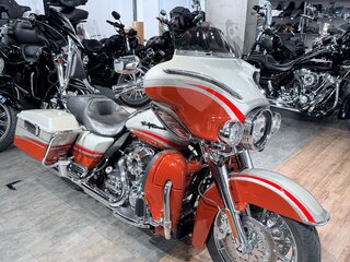 2009 Harley-Davidson CVO Street Glide, оранжевый, 1299000 рублей, вид 1