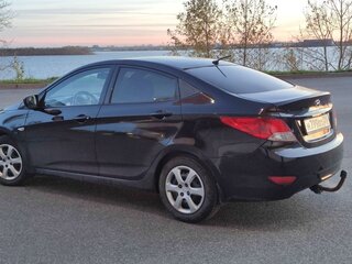 2014 Hyundai Solaris I Рестайлинг, чёрный, 649000 рублей, вид 4
