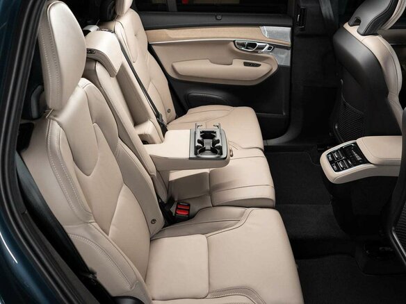 2026 Volvo XC90 B5 II Рестайлинг 2, синий, 10800000 рублей - вид 23