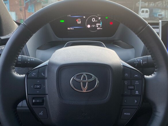 2023 Toyota bZ4X I, чёрный, 4300000 рублей - вид 13