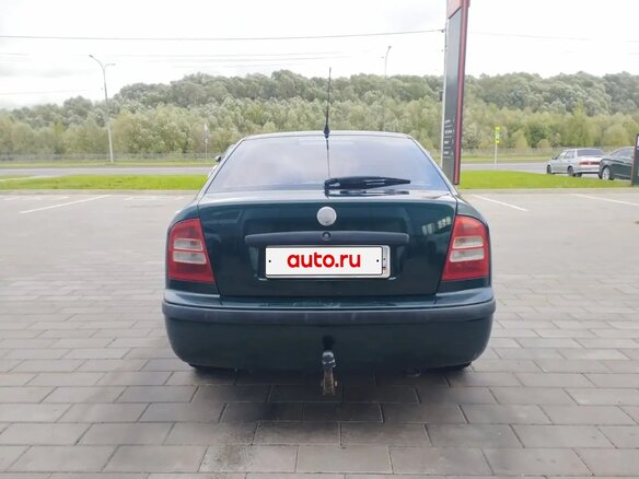 2003 Skoda Octavia I (A4) Рестайлинг, зелёный, 300000 рублей - вид 5