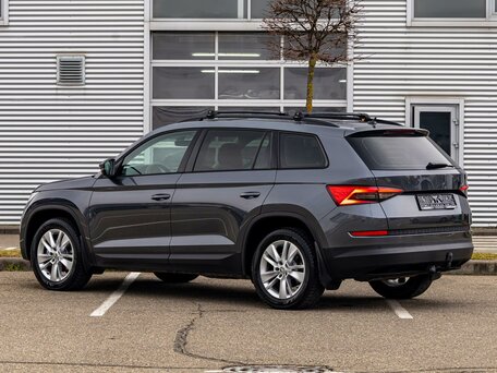2021 Skoda Kodiaq I, серый, 2225000 рублей, вид 4