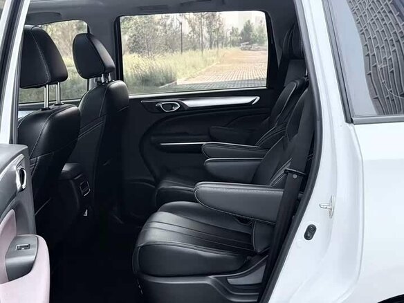 2023 GAC Trumpchi M6 Pro, белый, 1198777 рублей - вид 6