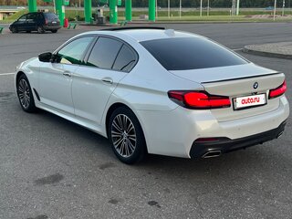 2017 BMW 5 серии 530i xDrive VII (G30/G31/G38), белый, 2250000 рублей, вид 4