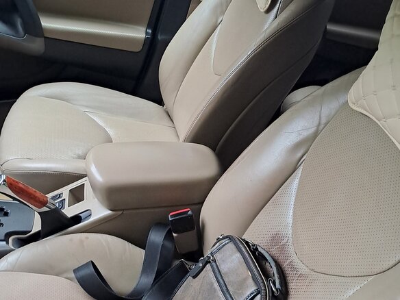 2010 Toyota RAV4 III (XA30) Рестайлинг, чёрный - вид 13