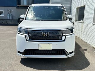 2023 Honda Stepwgn Spada VI, белый, 2150000 рублей, вид 2