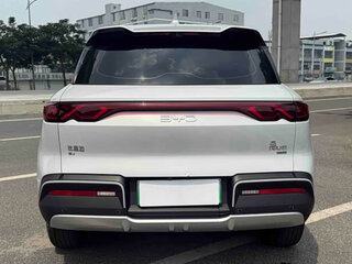 2025 BYD Yuan Up 32 kWh, серебристый, 1750000 рублей, вид 3