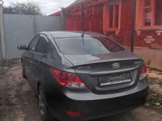 2012 Hyundai Solaris I, серый, 850000 рублей, вид 2