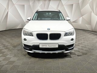 2014 BMW X1 20i I (E84) Рестайлинг, серый, 1169000 рублей, вид 3