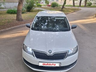 2019 Skoda Rapid I Рестайлинг, белый, 898000 рублей, вид 4