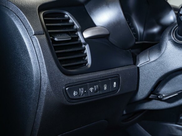 2019 Kia Rio X-Line IV, серебристый, 1540000 рублей - вид 18
