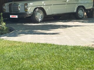 1971 Mercedes-Benz W114 250, белый, 1770000 рублей, вид 3